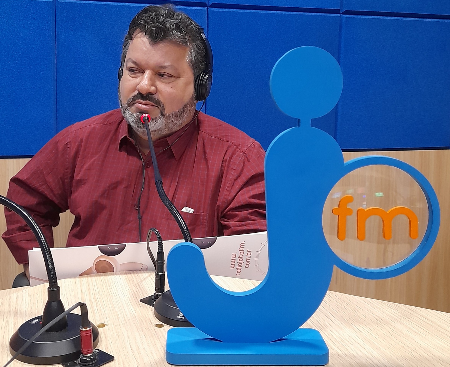 Carlos Bernardo Pr Candidato A Deputado Federal Pelo Mdb Rede Jota Fm