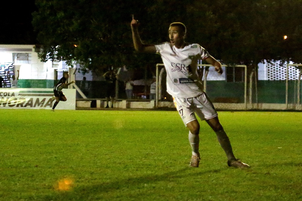 Mateus Soler Marca Primeiro Gol Como Profissional E Ajuda Novo No Sul