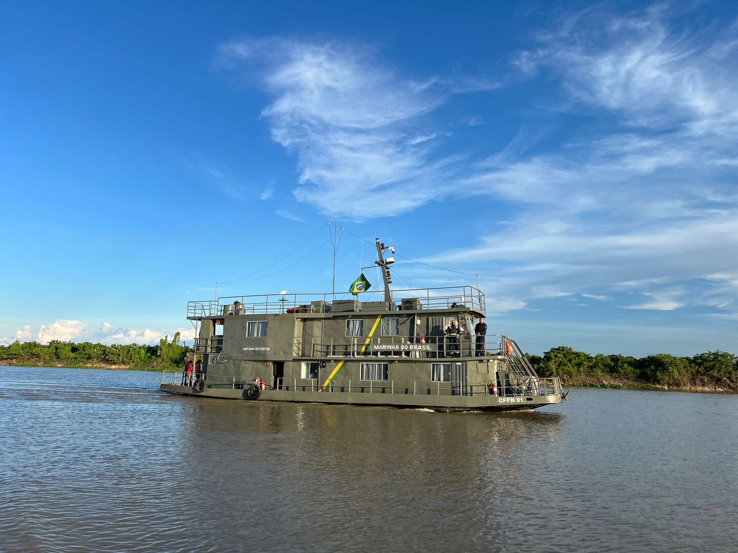 A Bordo De Navio Da Marinha Pesquisadores Do Bioparque Desbravam O