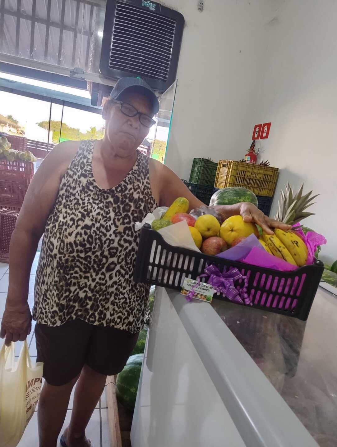 Jota FM premia ouvinte com cesta de frutas e legumes do Mais Barato ...