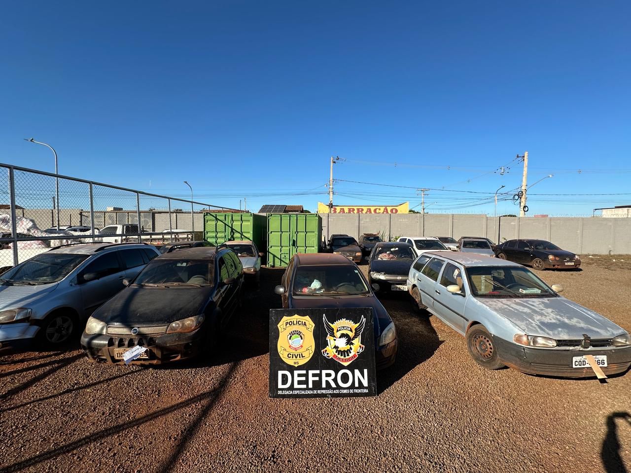 Operação da Defron apreende 16 veículos carregados com contrabando na ...